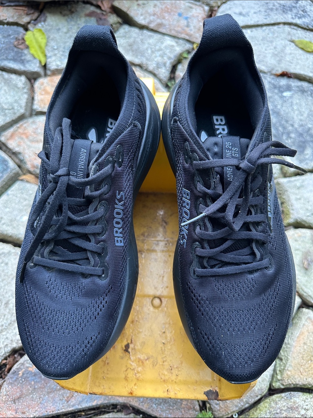 Brooks Black Men's Athletic Running Shoes